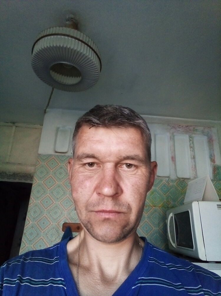  22828495  , 46 ,    