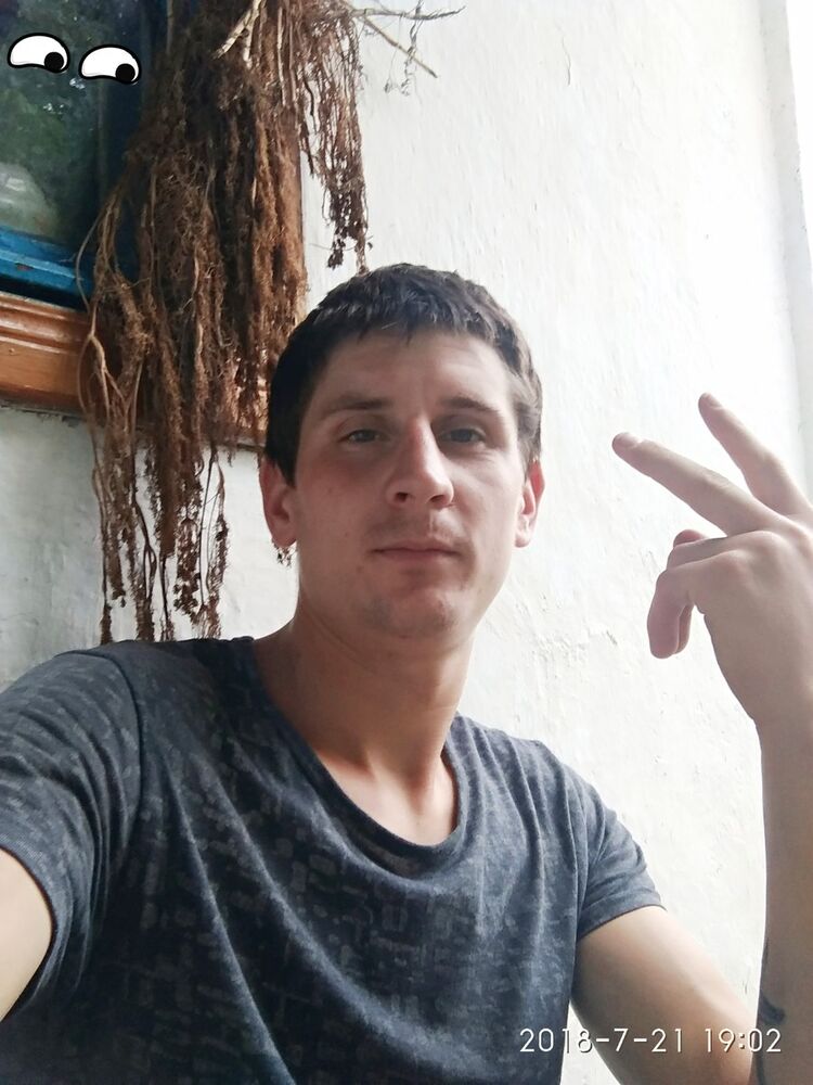  13332875  Ivan, 31 ,    