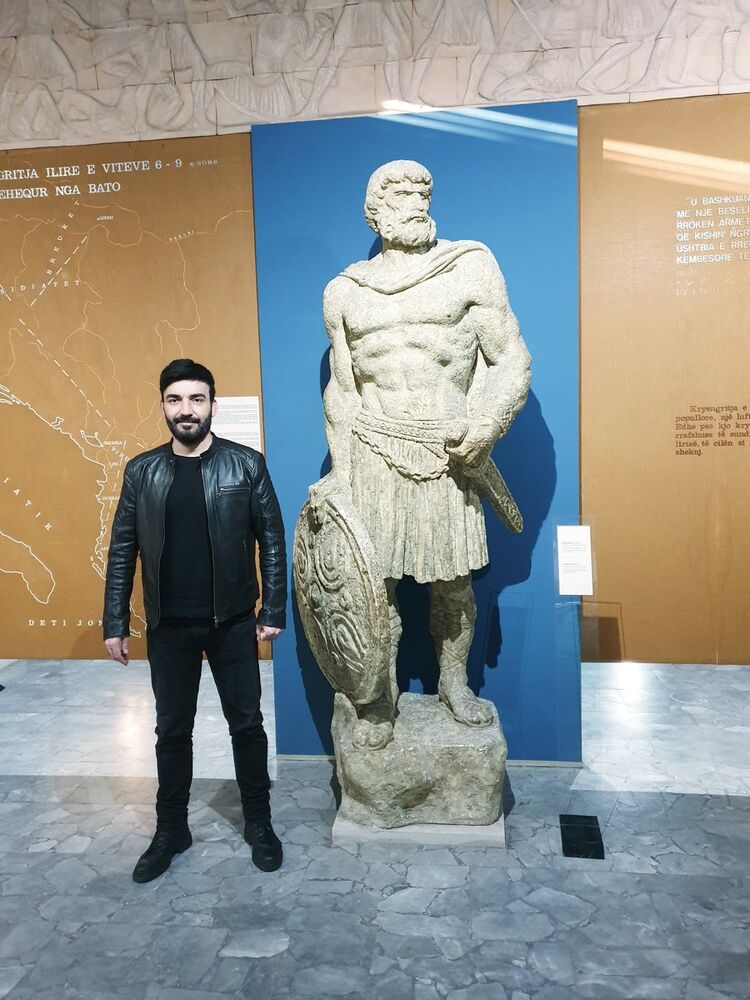  18365355  MeTin, 41 ,    