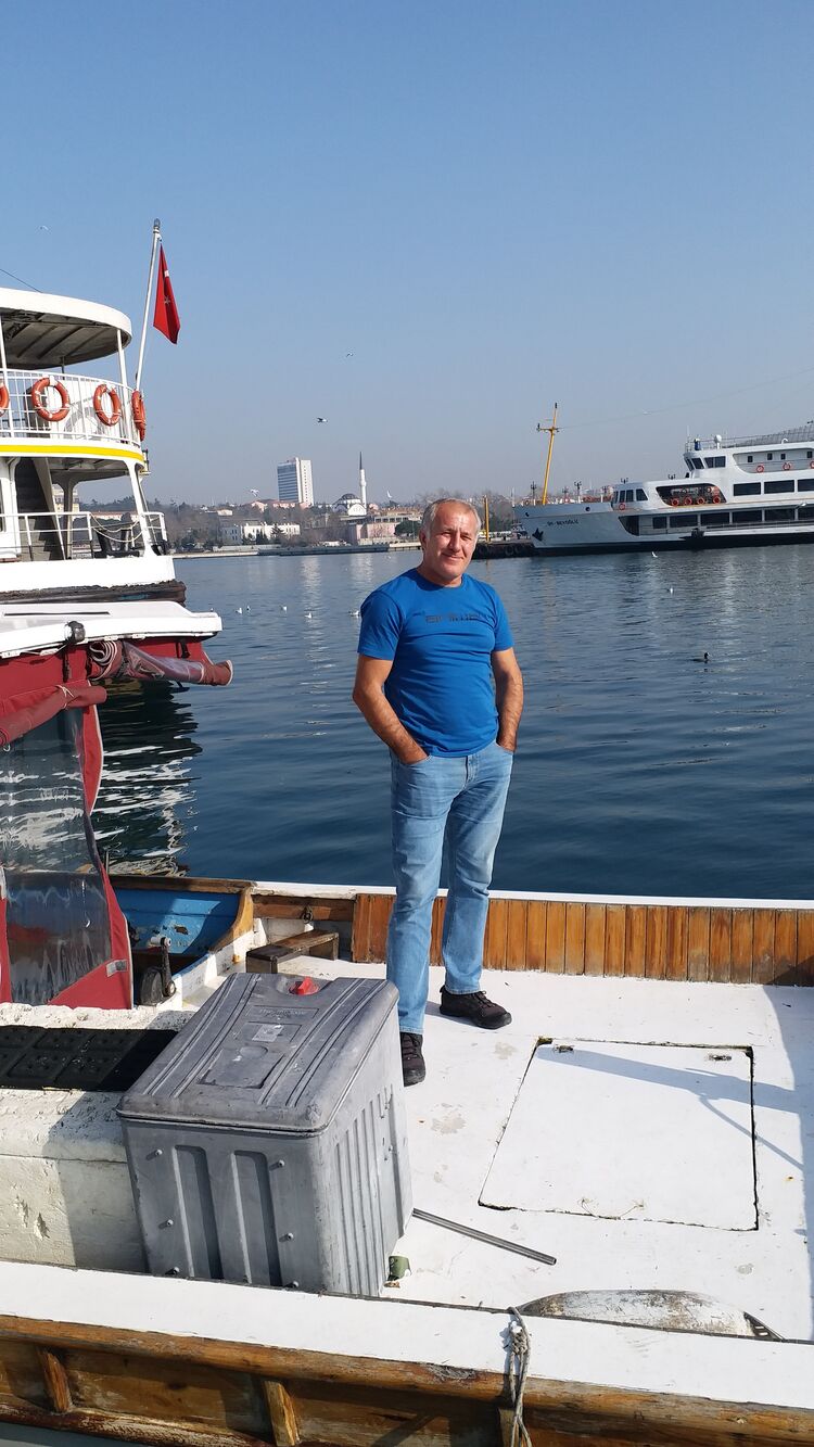  ,   Omur, 54 ,   ,   