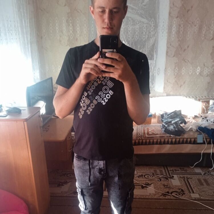  46208335  , 19 ,     