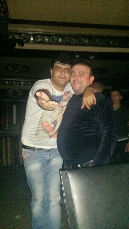  5822155  Garo, 45 ,    