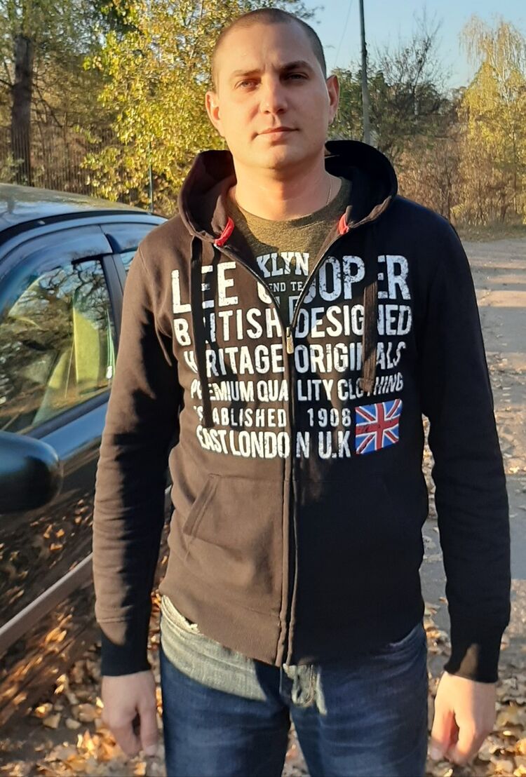 18485425  , 40 ,    