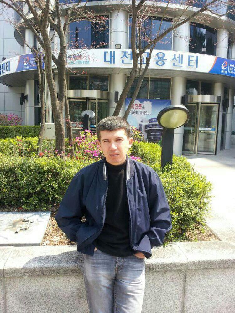  24897475  Bek xxx, 33 ,    