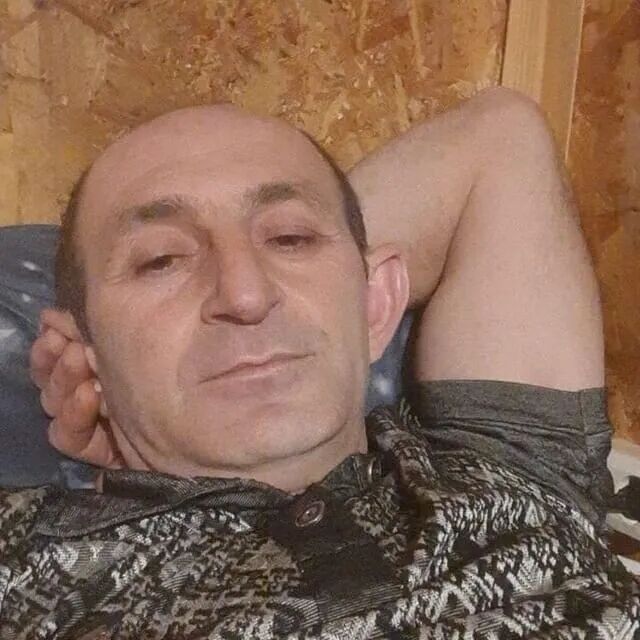  47384115  , 45 ,    