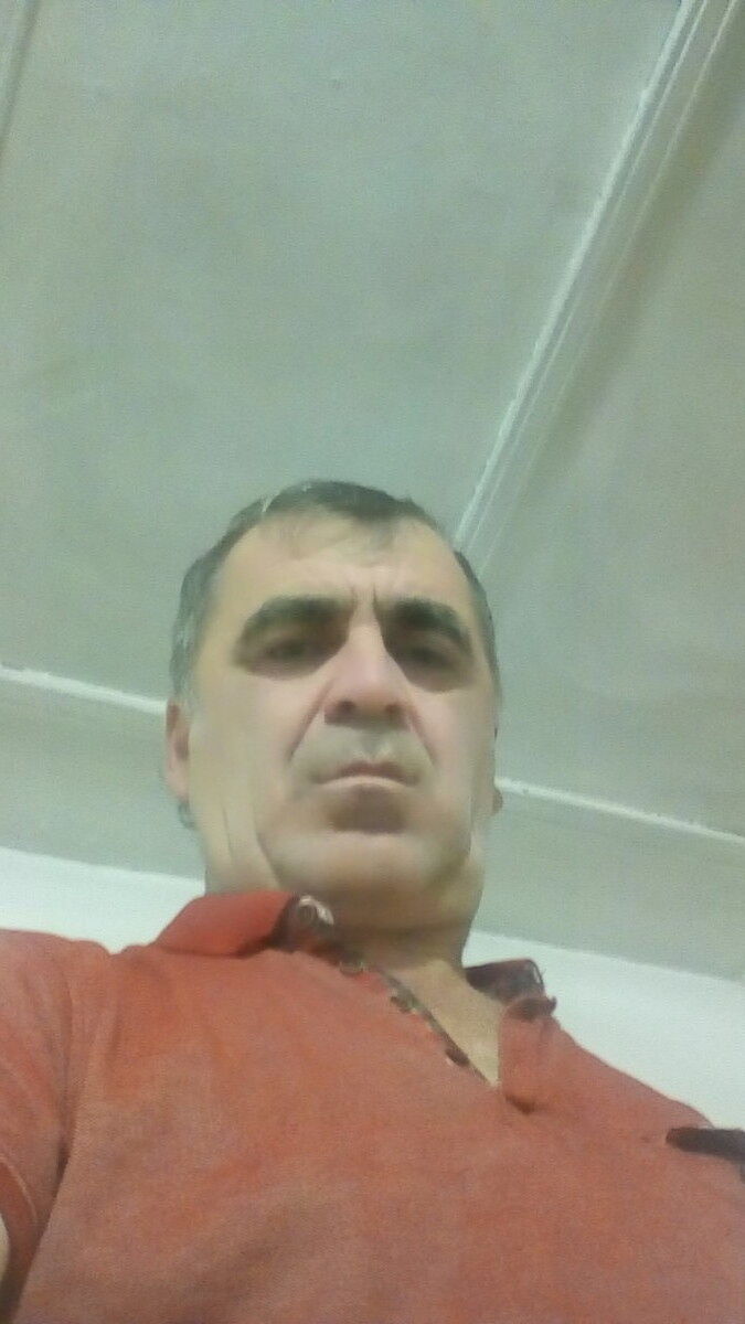  15945775  , 52 ,    