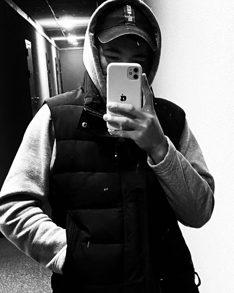 ,   ALI, 26 ,   c 