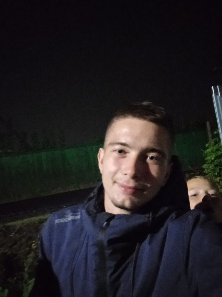  24545775  , 22 ,    