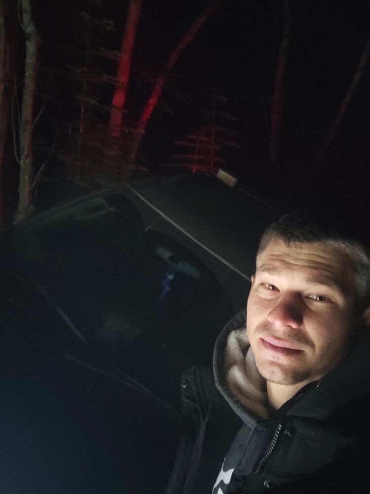  ,   Anatoly, 36 ,   , 