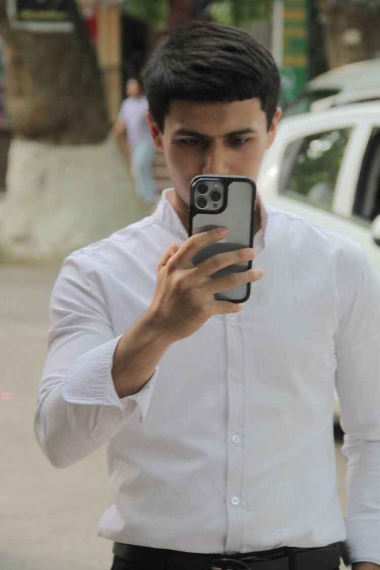  ,   Doniyor, 22 ,   ,   , c , 