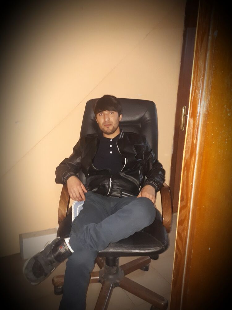  ,   Firuz sharip, 28 ,  