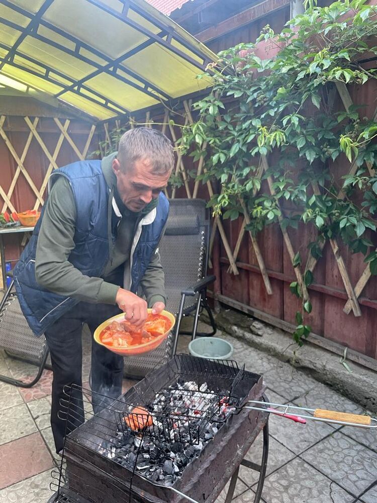 ,   Alexey, 48 ,   ,   
