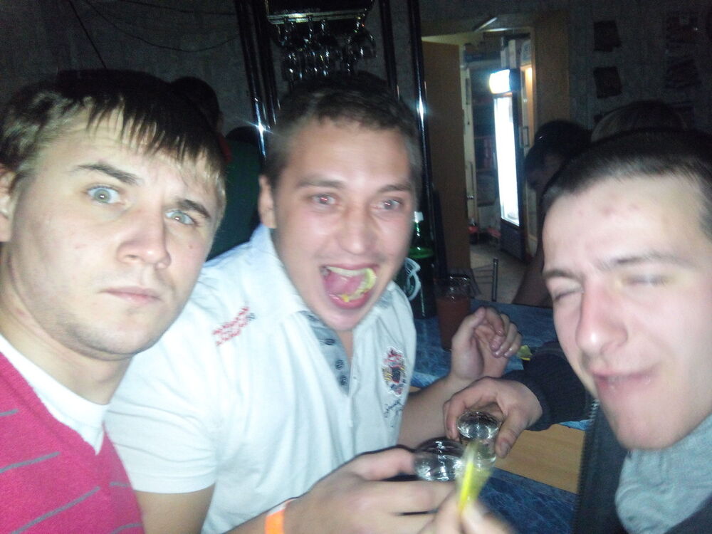  4004645  Ivan, 32 ,    