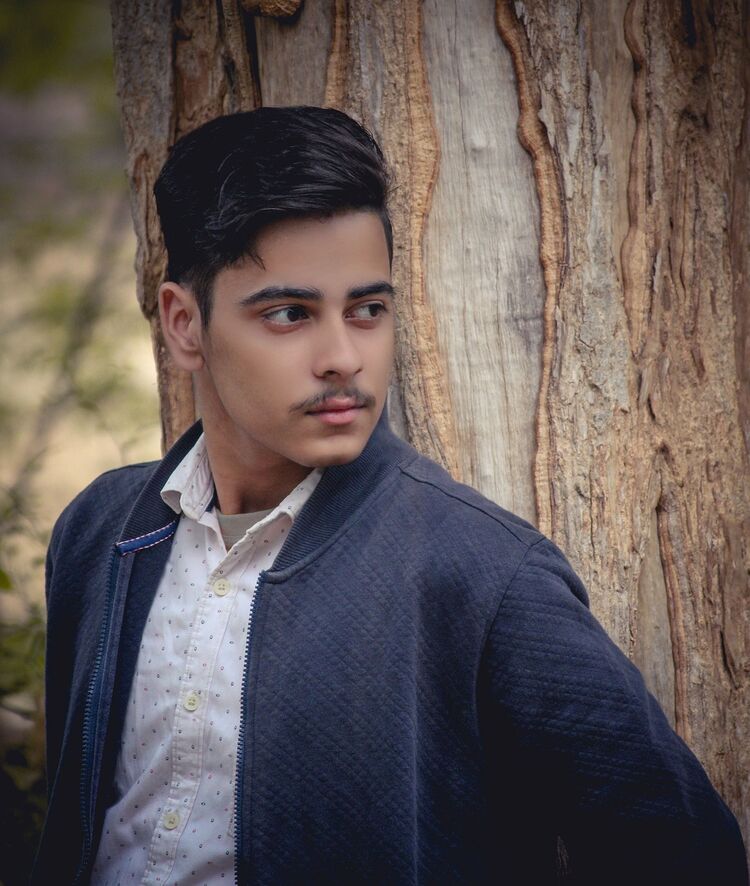  Jiddah,   Sahib, 25 ,   ,   