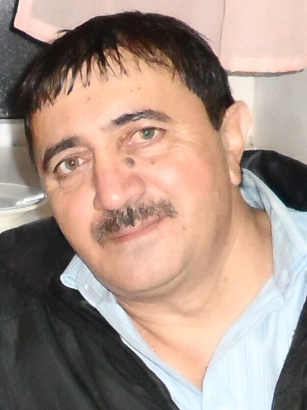  29300385  Alik, 54 ,    