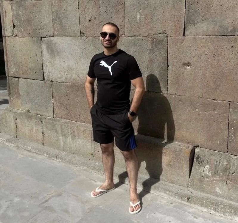  52912865  , 32 ,    -