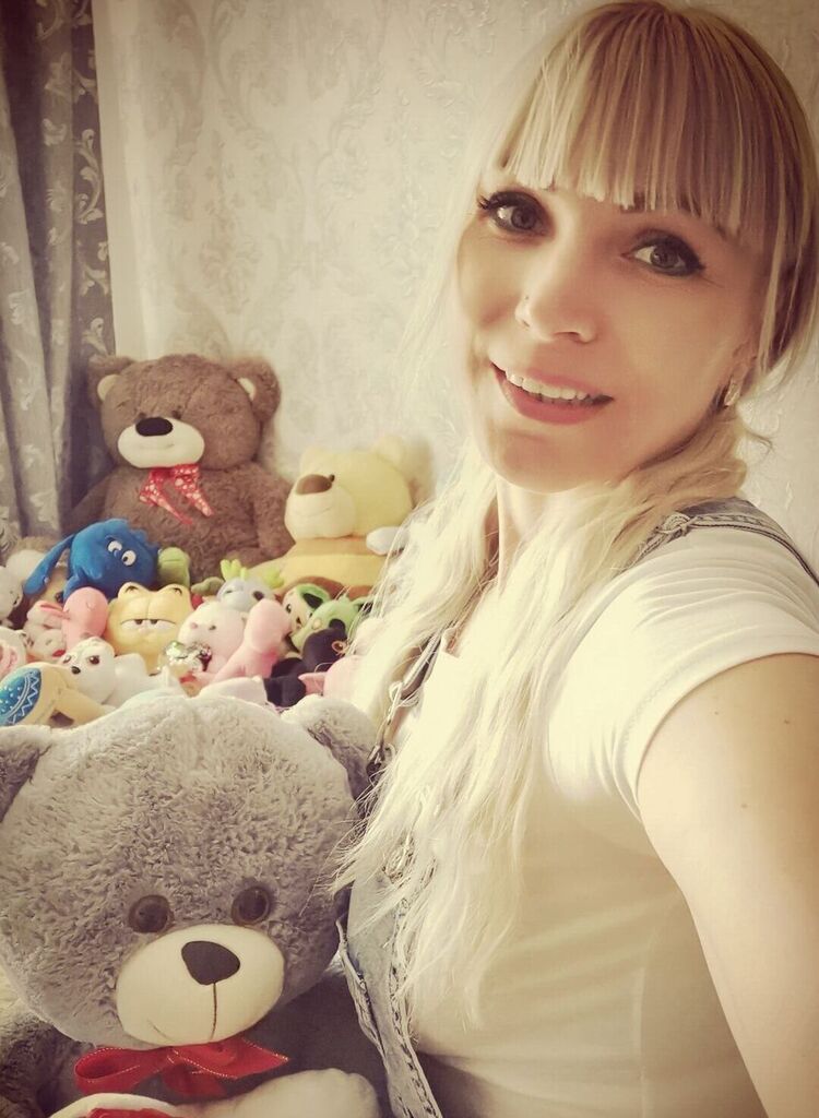  ,   Natali, 41 ,   ,   