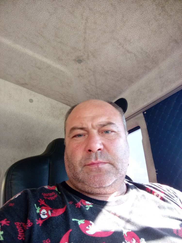  53709815  Ewgenii, 46 ,    