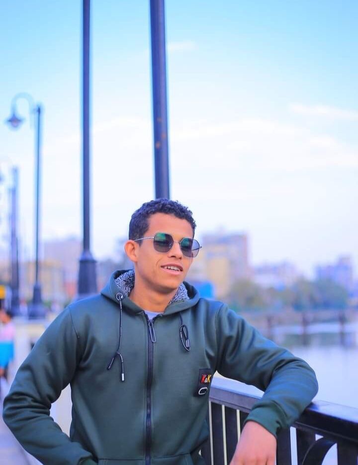  49247535  Ahmed, 22 ,    