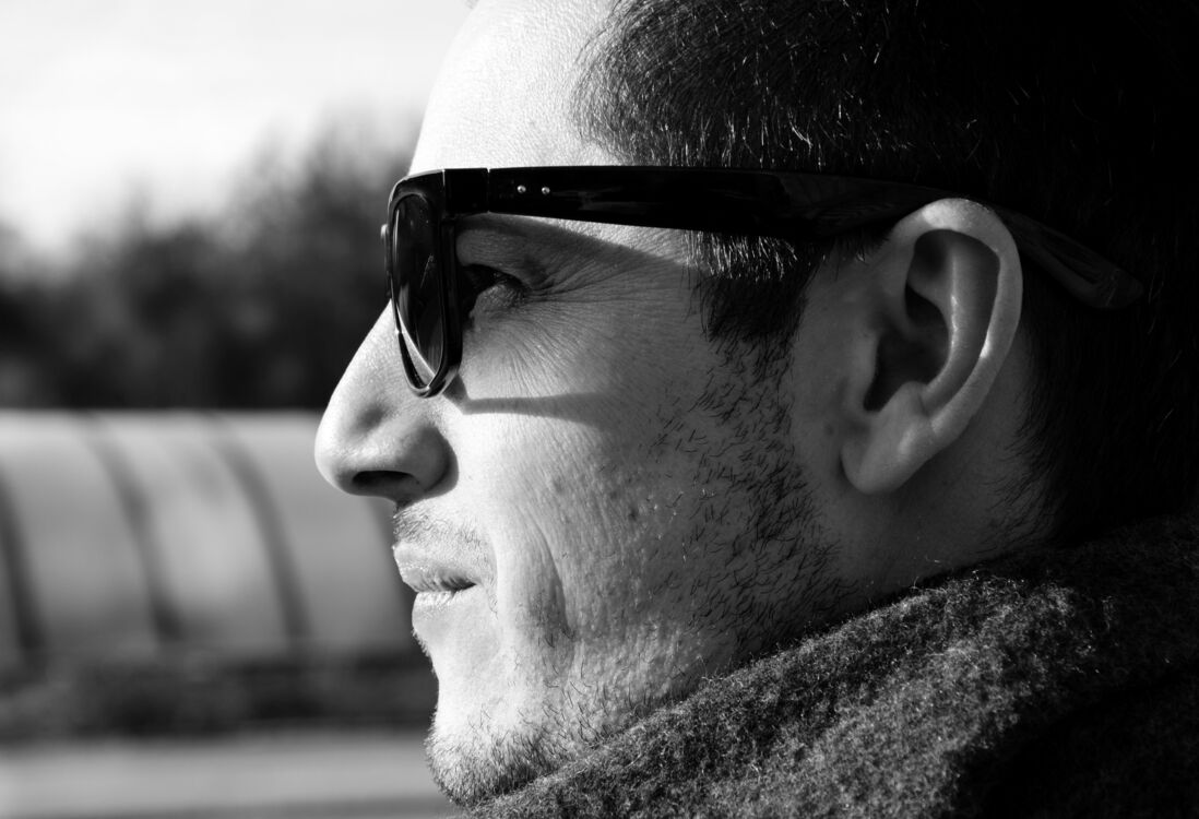  27014675  Alex, 44 ,    