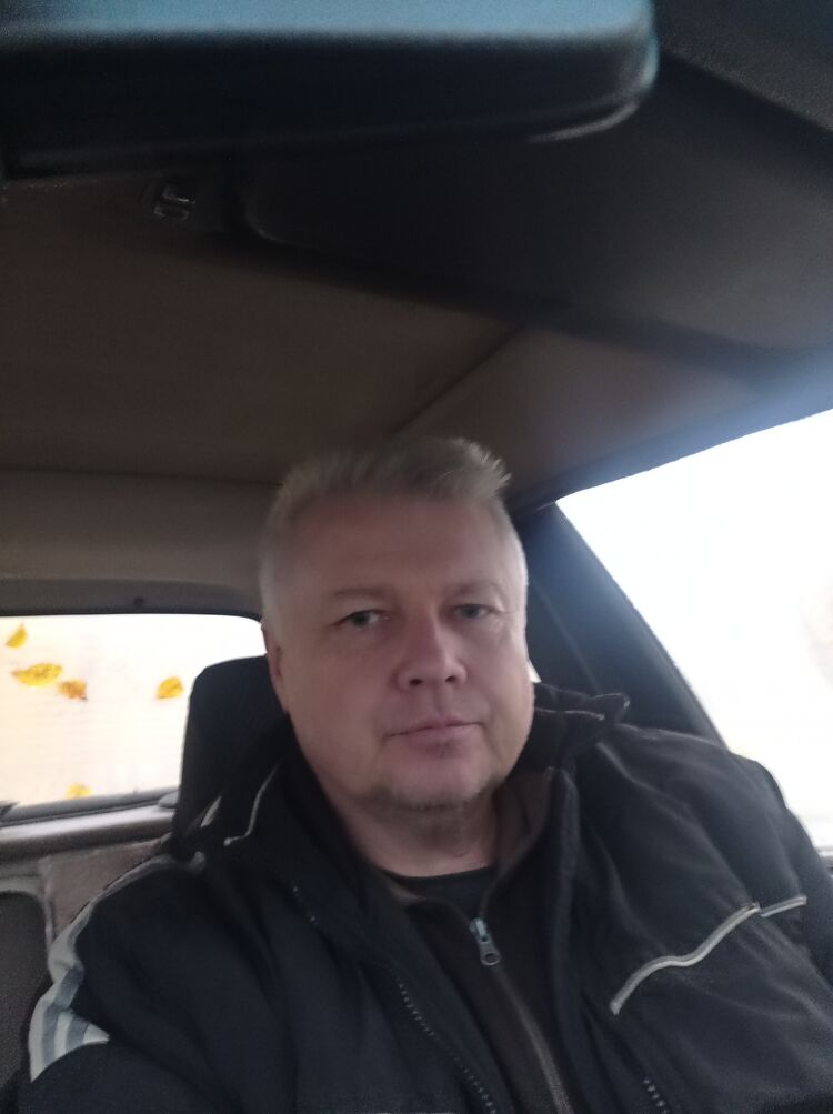  38758895  , 57 ,    