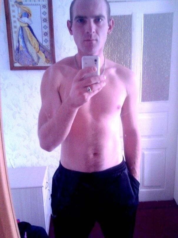  13321565  Nik, 36 ,     