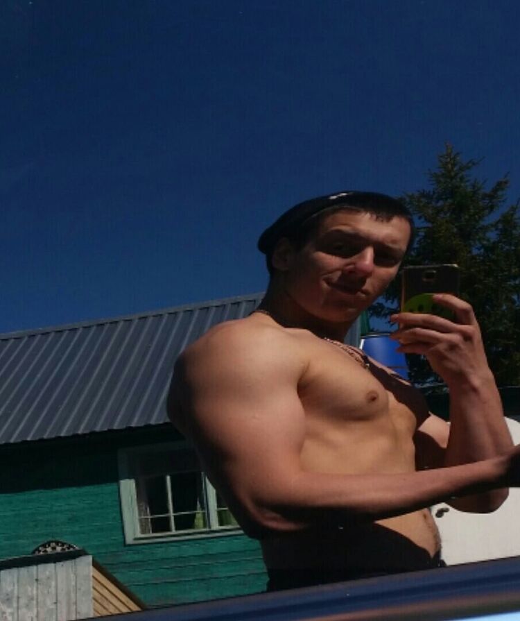  ,   Pavel, 27 ,   ,   , c 