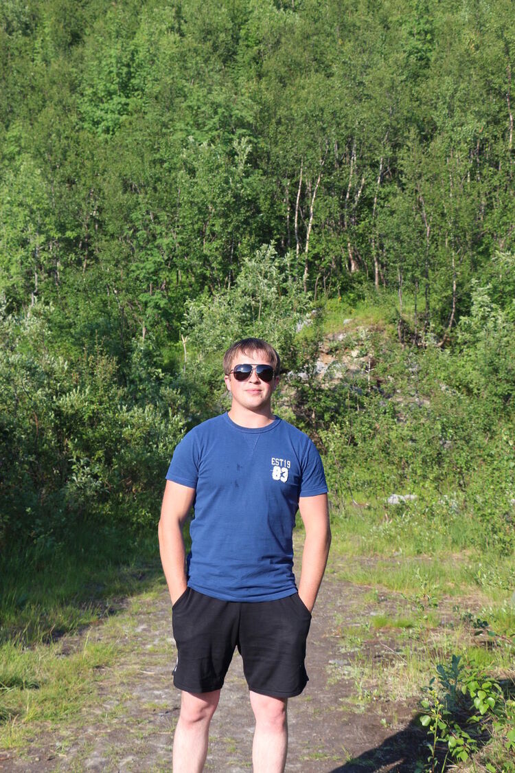  7915745  , 40 ,    