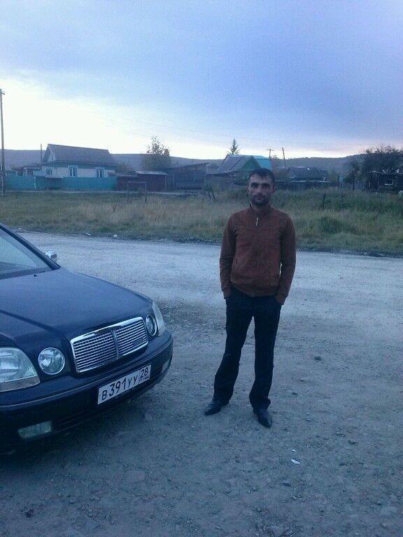  ,   Gag, 34 ,   