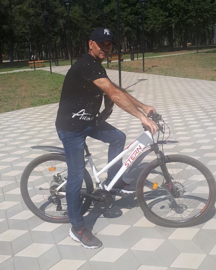  30826985  VLADIMIR, 59 ,    