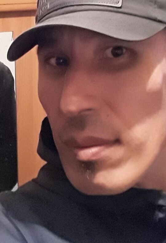 46827035  , 39 ,    