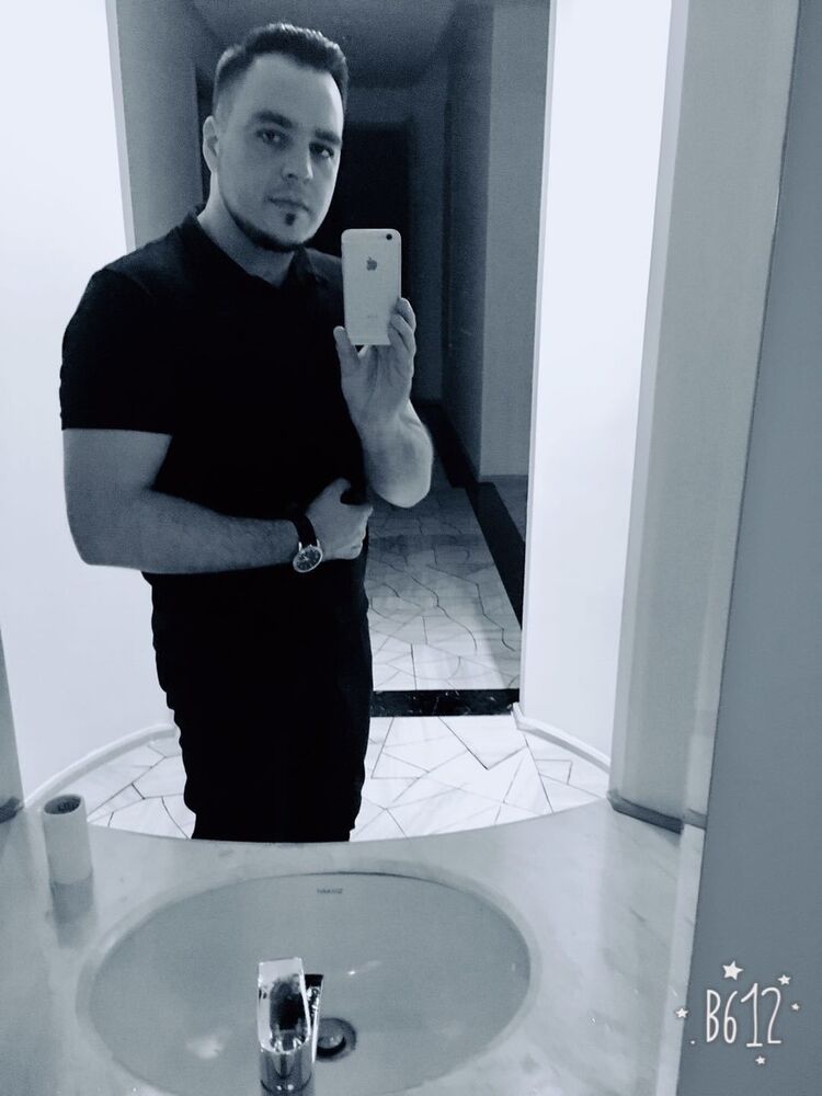  ,   Misha, 36 ,   