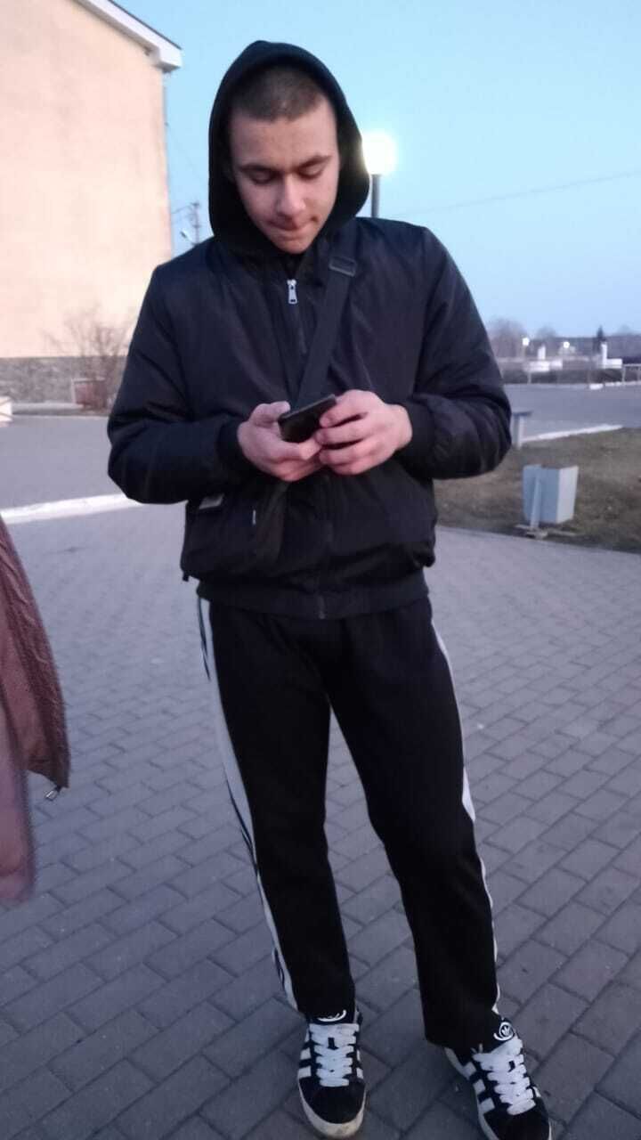  42186545  , 20 ,    