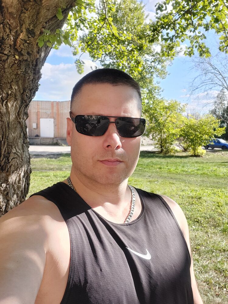  53682665  , 42 ,    