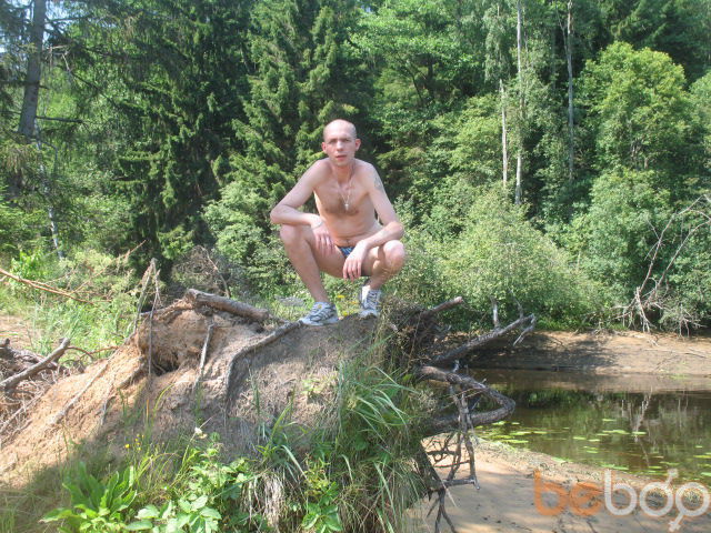  989725  Aivars, 44 ,    