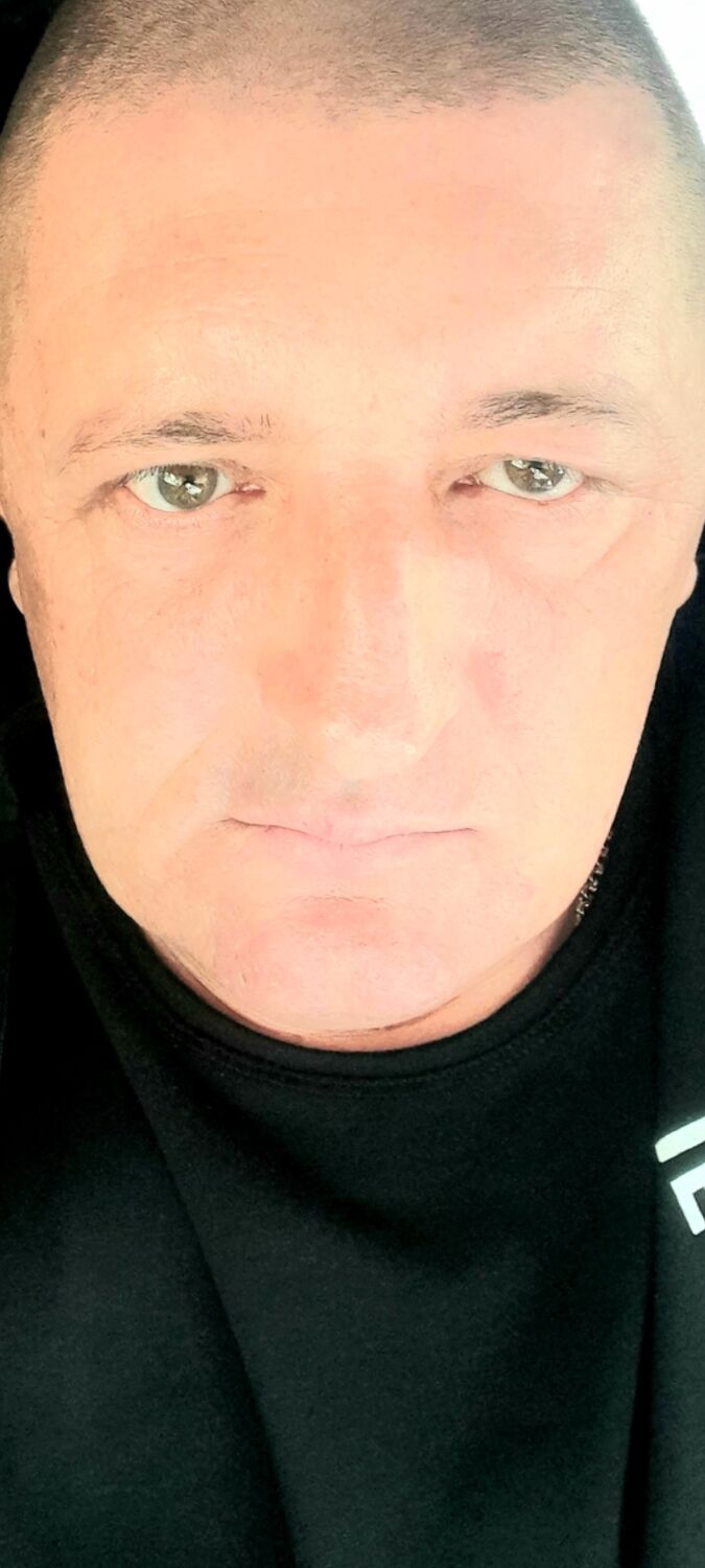  27522975  Andrey, 39 ,    