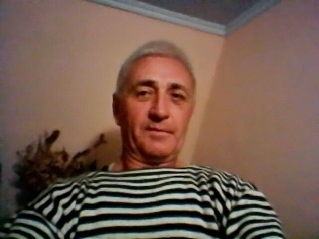  18504195  , 57 ,    
