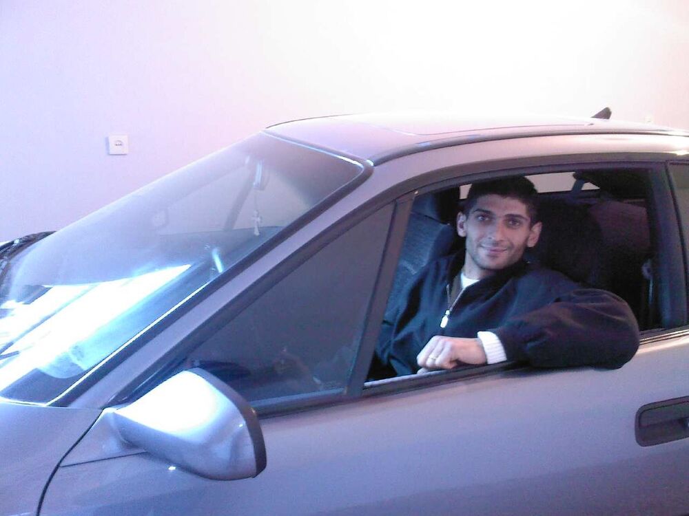  ,   Armen, 46 ,   ,   , c 