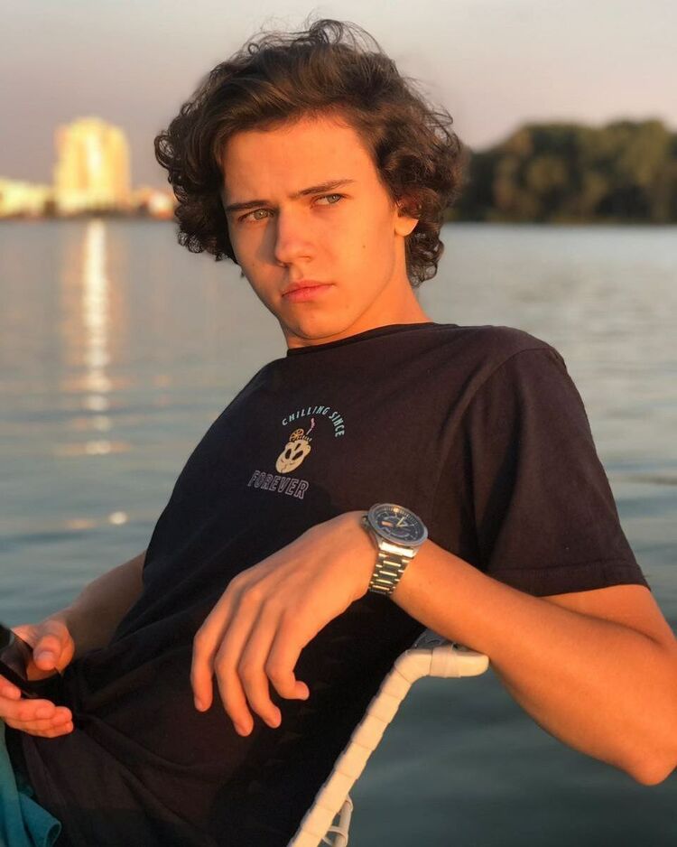 ���� 25259375 ����� Blader, 22 ����, ���� ���������� � ������