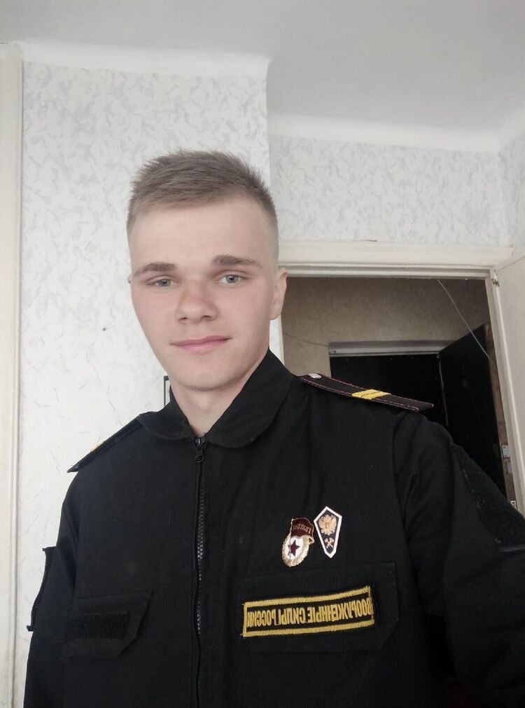  33460825  , 24 ,    
