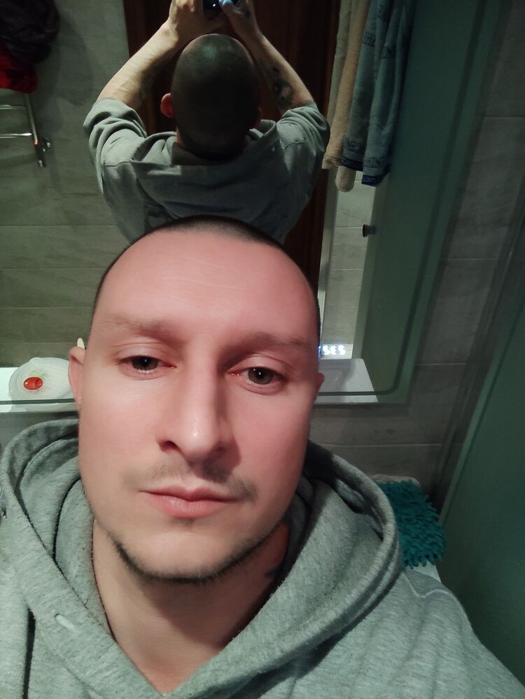  33736415  Andrey, 37 ,    