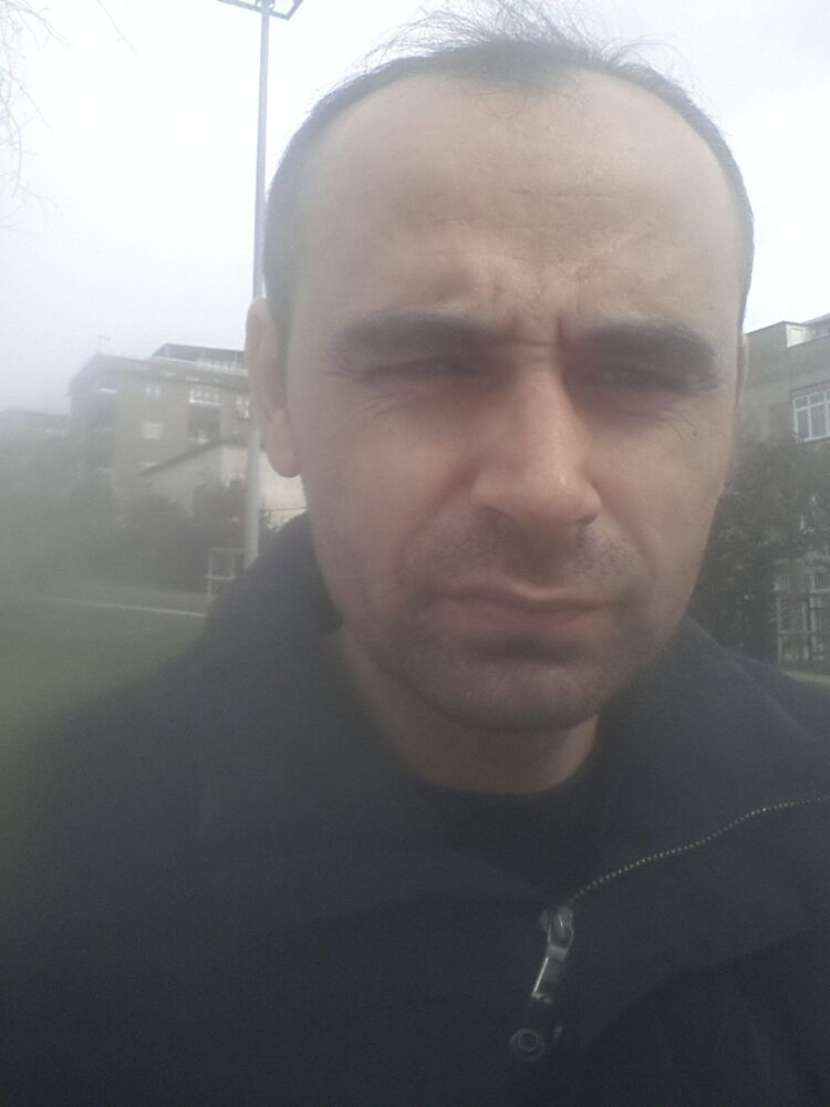  19173845  Deniz, 42 ,    