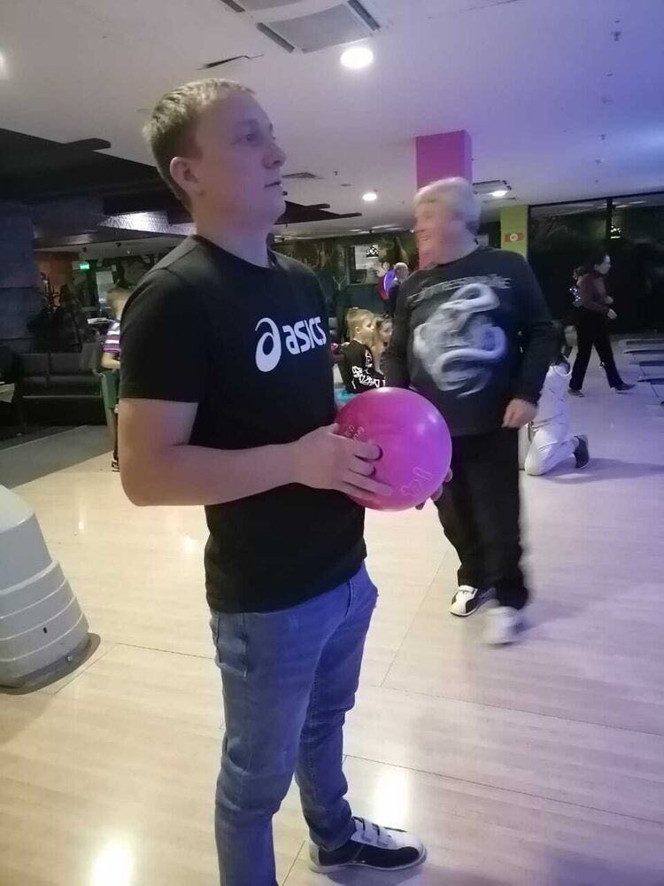  31513205  Ivan, 34 ,    