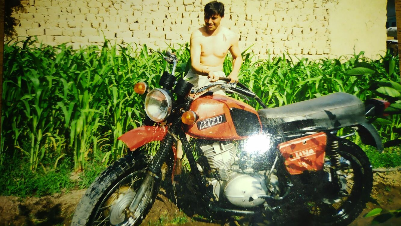  46718825  , 47 ,    