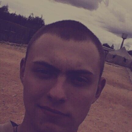  46737085  , 27 ,    