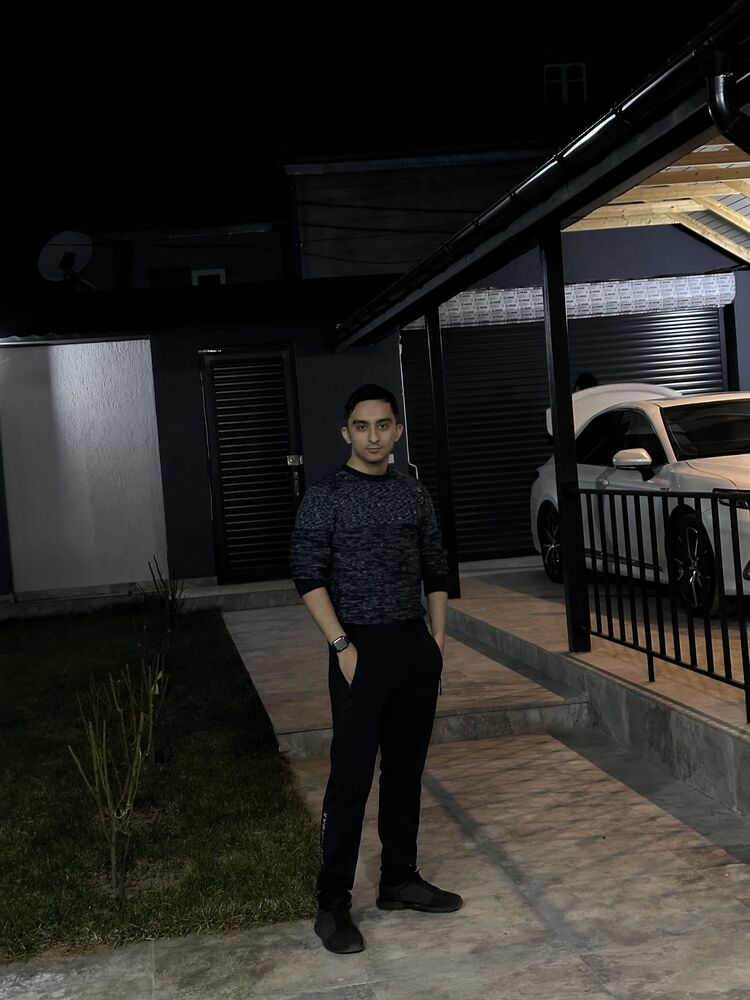  40937535  Hasan, 25 ,    
