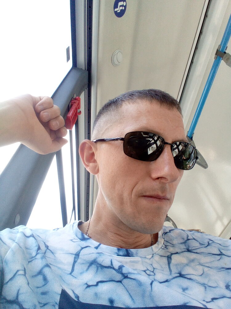  23988285  , 38 ,    