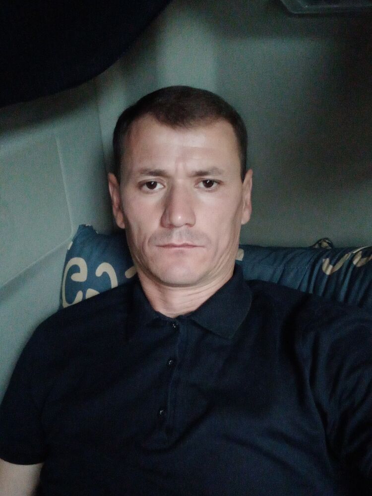  29303825  Shams, 42 ,    