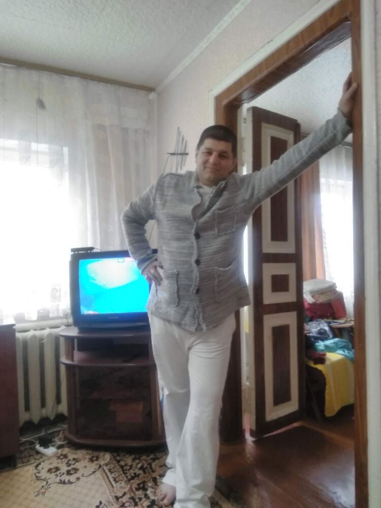  46550865  Anna, 47 ,    