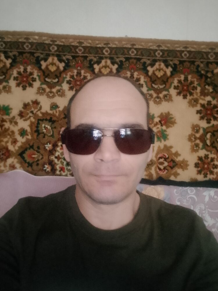  48920355  Aleks, 45 ,    